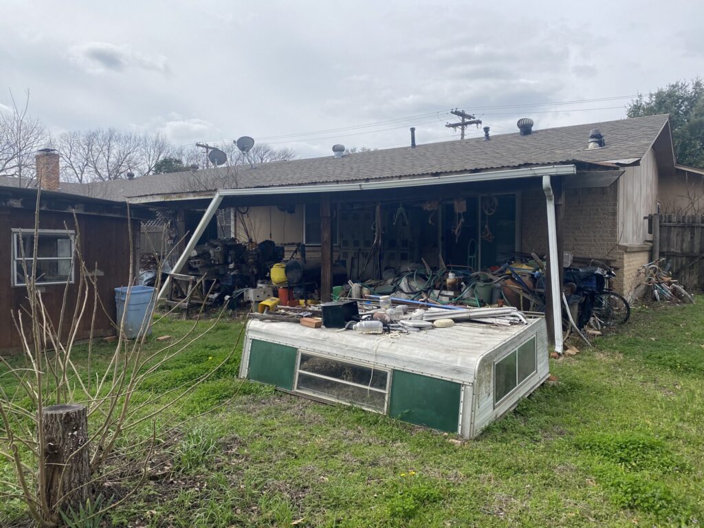 Residential junk removal in Dallas-Fort Worth, TX
